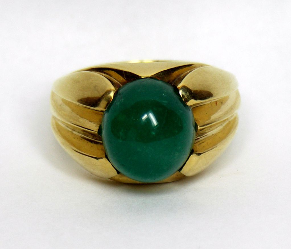 DAVID WEBB Cabochon Emerald Ring