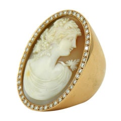 Very Large Shell Cameo Ring