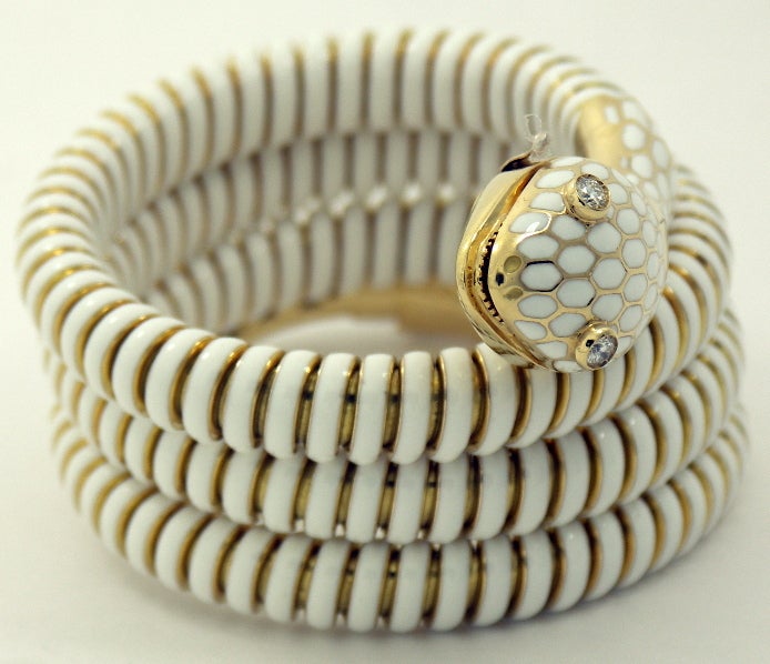 Rare Italian 1970s White Enamel Gold Snake Watch Bracelet In New Condition In Palm Beach, FL