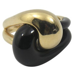 Vintage Stylized Yin and Yang Ring by MAZ in Gold and Onyx