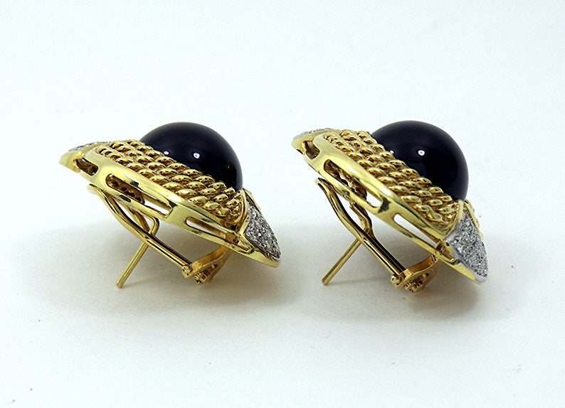 Onyx Diamond Gold Earrings In Excellent Condition In Palm Beach, FL