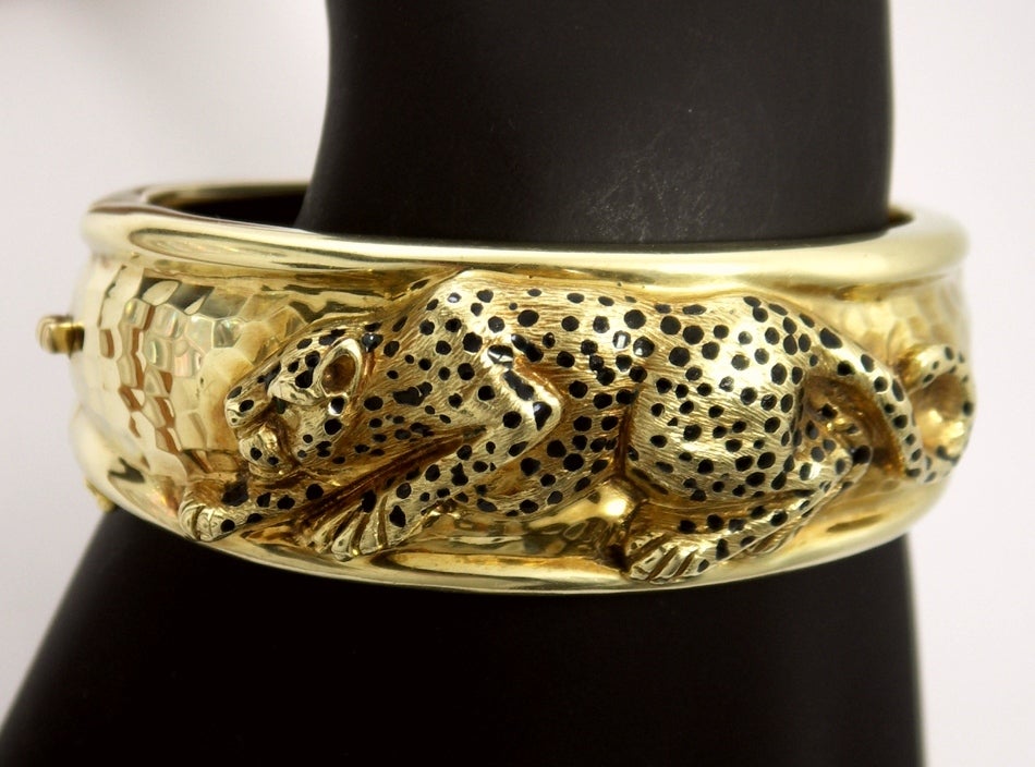 Gold Cheetah Bracelet with Enamel In Excellent Condition In Palm Beach, FL
