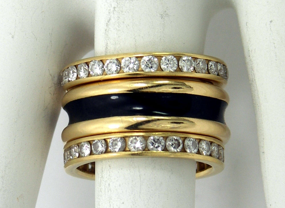 Women's A Pair of Tiffany Diamond Gold Eternity Bands