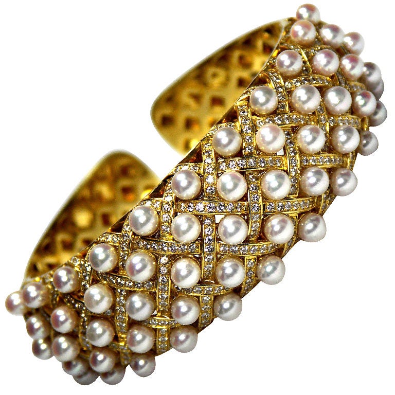 Gold Diamond Pearl Bracelet