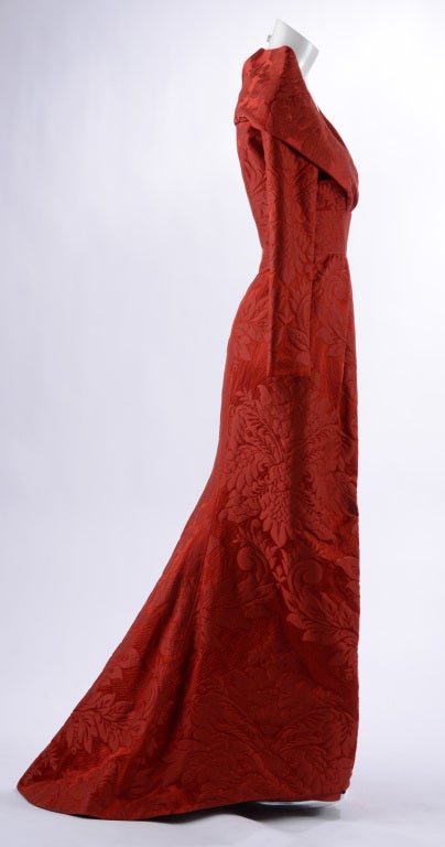 Women's Oscar de la Renta Red Gown For Sale