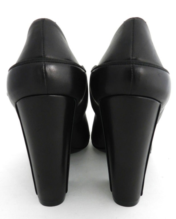 Chanel 08p Black Patent Runway Mary Jane Heels at 1stDibs