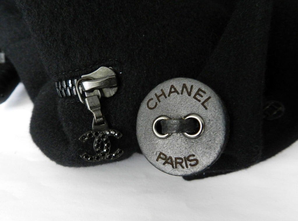 Women's Chanel 02A Cashmere Coat with Removable Rabbit Trim - size 42
