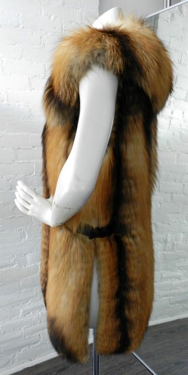 J. Mendel Red Fox Fur Vest / Coat with Leather Sleeves In Excellent Condition In Toronto, ON