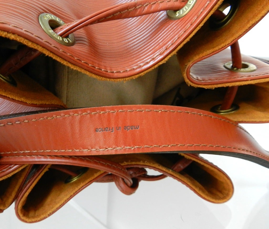 Louis Vuitton Vintage 1998 Noe Bucket Bag in EPI Leather 1