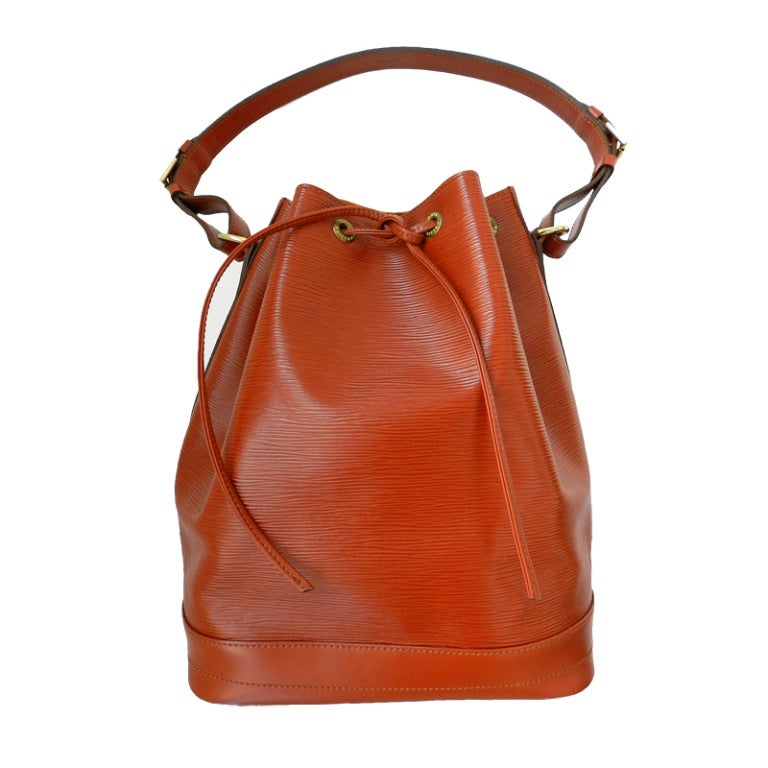 Louis Vuitton Vintage 1998 Noe Bucket Bag in EPI Leather