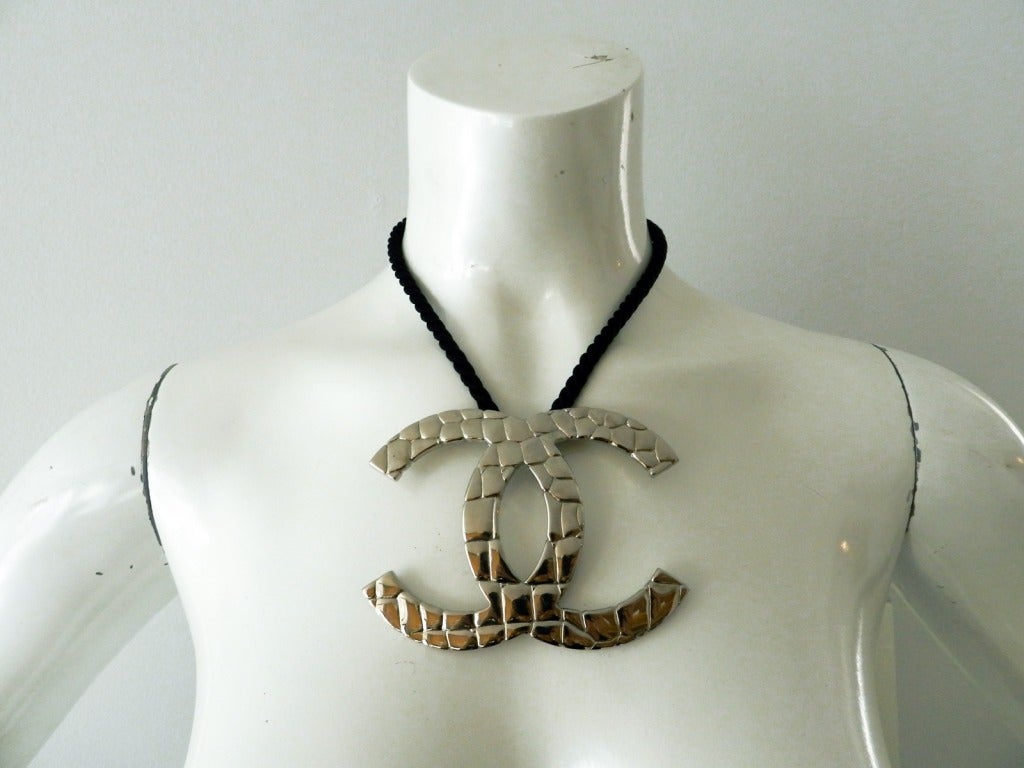 Chanel 07A Huge Silver CC Bib Necklace In Excellent Condition In Toronto, ON