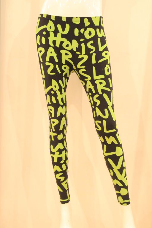 LOUIS VUITTON LIMITED EDITION SPROUSE GRAFFITI LEGGINGS -SZ 36 at 1stdibs