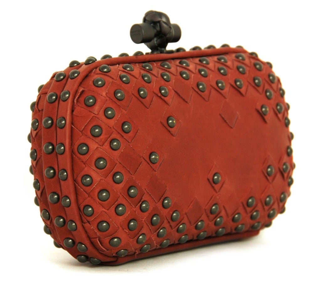 BOTTEGA VENETA Burgundy Studded Intrecciato Knot Clutch