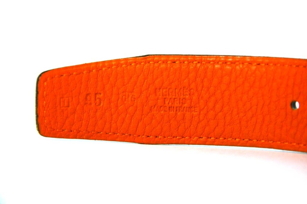 HERMES Gold Logo H Buckle W. Reversible Black/Orange Belt Sz. 95 2005 In Excellent Condition In New York, NY