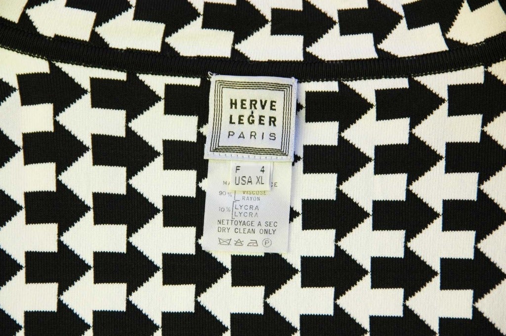 Women's HERVE LEGER Black/White Arrow Print Jacket With Black Skirt - Size X-Large