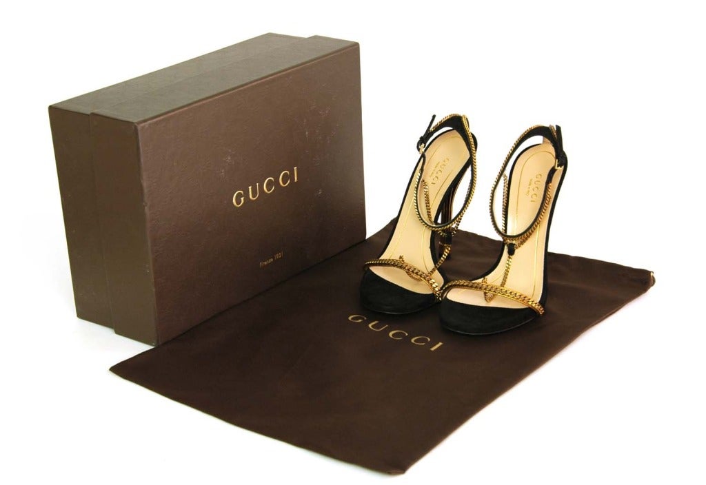 Gucci NIB 'Ophelie' Nero Suede T-Strap Heels Sz. 37/7 RT. $1, 495 3