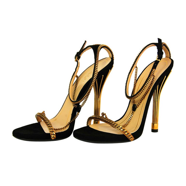Gucci NIB 'Ophelie' Nero Suede T-Strap Heels Sz. 37/7 RT. $1, 495