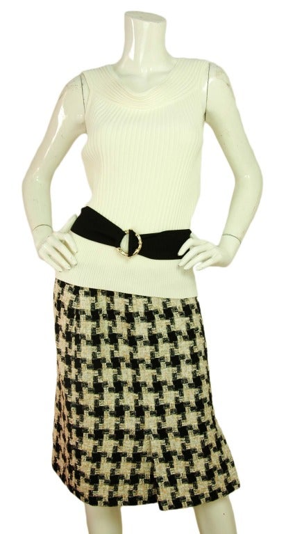 CHANEL Black and White Houndstooth Skirt SZ - 40 at 1stDibs | chanel ...