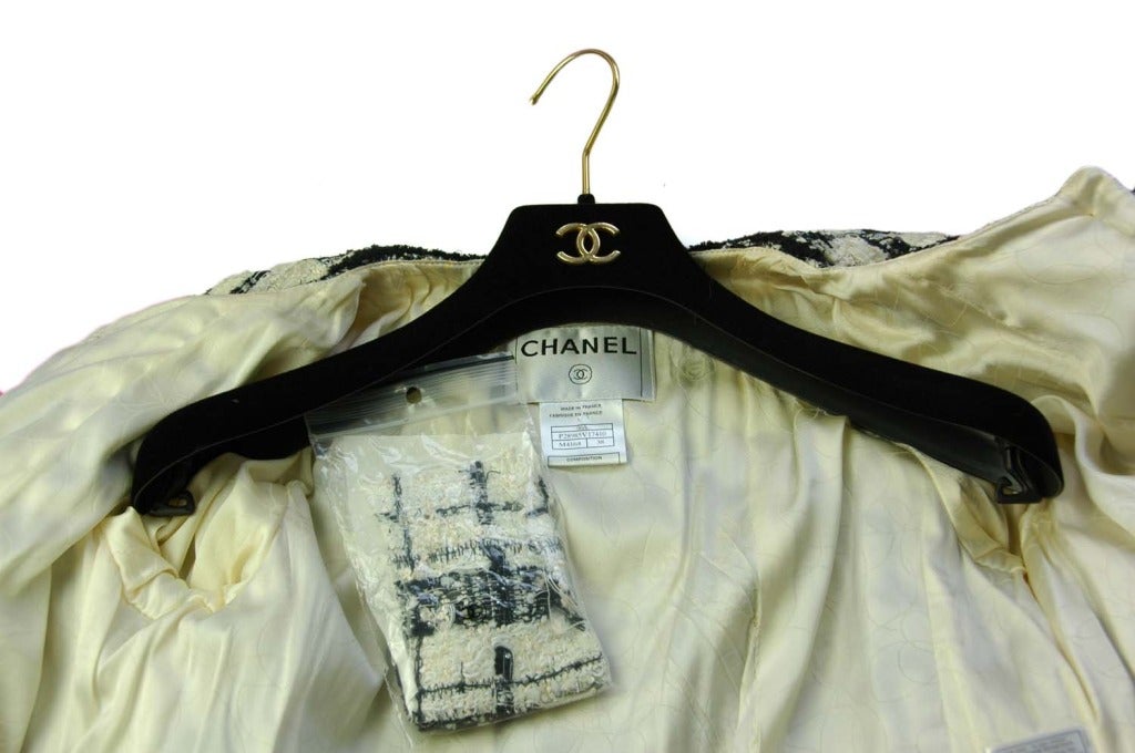 CHANEL Black & White Sequin Fantasy Tweed Jacket w. 3 Pins c.2006 Sz. 38 4