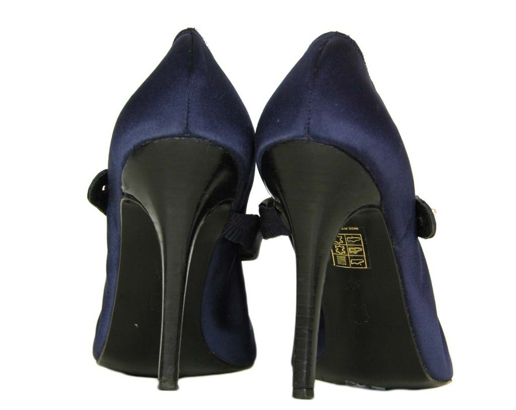 LANVIN Navy Blue Satin Mary Jane Heels Sz. 38.5 In Excellent Condition In New York, NY