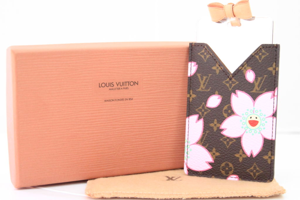 LOUIS VUITTON LIMITED EDITION CHERRY BLOSSOM MIRROR / CARD CASE 6