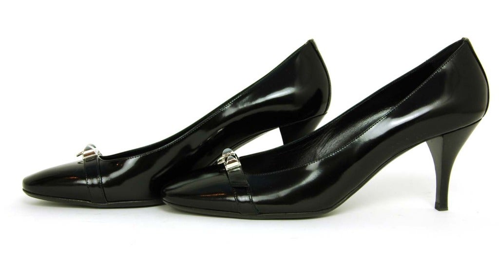 HERMES '11 Black Leather Medor Pumps Shoes sz.41 rt.$1000 In New Condition In New York, NY