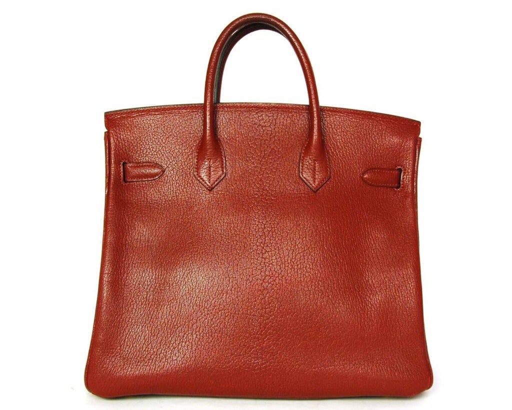 HERMES Chevre Leather Rouge H 32cm HAC Birkin Bag W. Gold Hardware 2002 In Good Condition In New York, NY