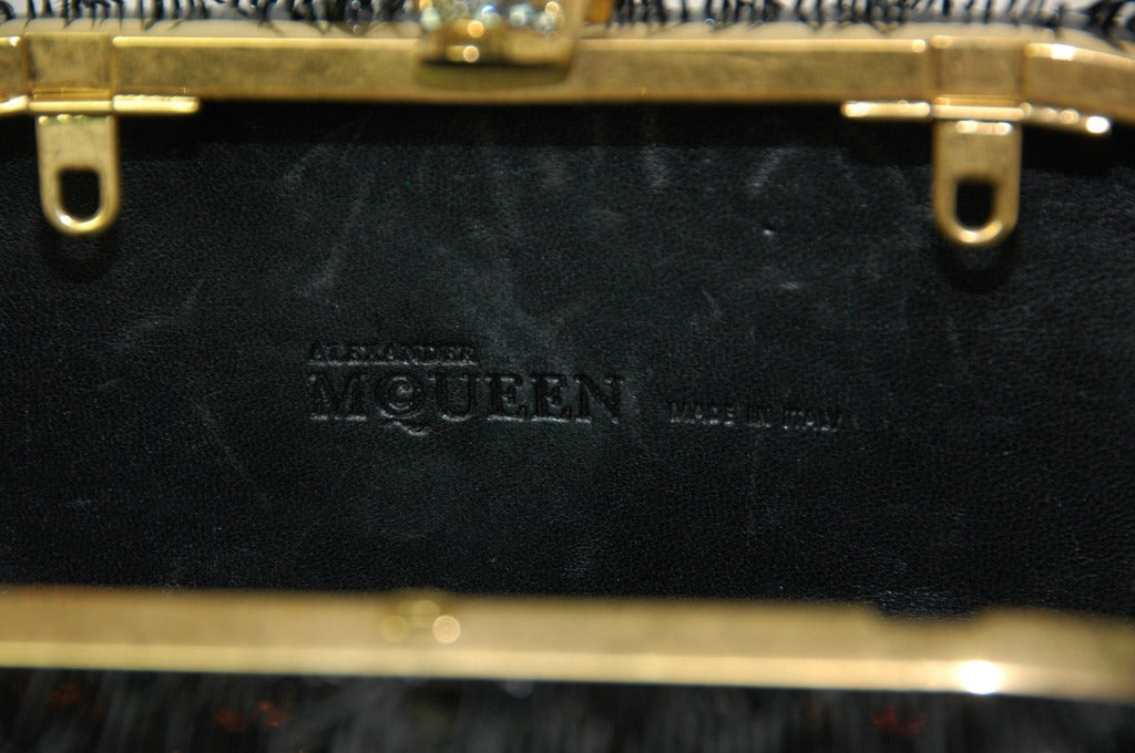 ALEXANDER MCQUEEN Black Frayed Patent Leather Clutch W. Skull Closure RT. $1, 695 4