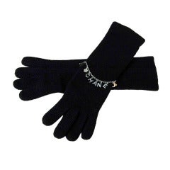 CHANEL Black Cashmere Long Gloves With Charms - Sz. Small