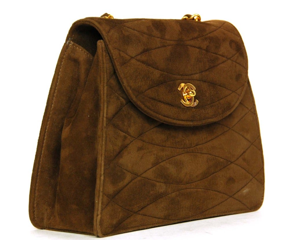 CHANEL Brown Suede Quilted Flap Bag W. Gold Chain Strap c. 1980s In Excellent Condition In New York, NY