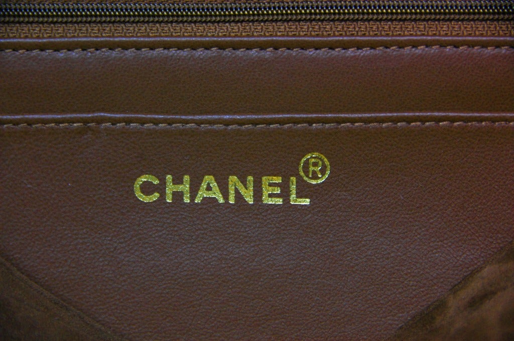 CHANEL Brown Suede Quilted Flap Bag W. Gold Chain Strap c. 1980s 5
