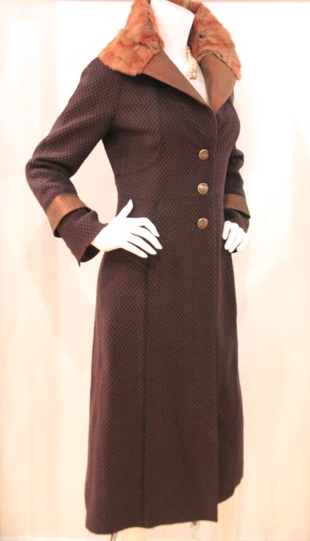 LOUIS VUITTON BROWN WOOL TWEED COAT W/ SQUIRREL FUR COLLAR SZ 36 at 1stdibs