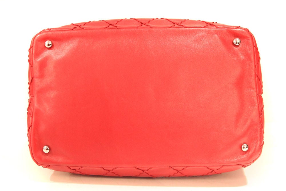 CHANEL RED LEATHER DRAWSTRING CHAIN BAG at 1stdibs