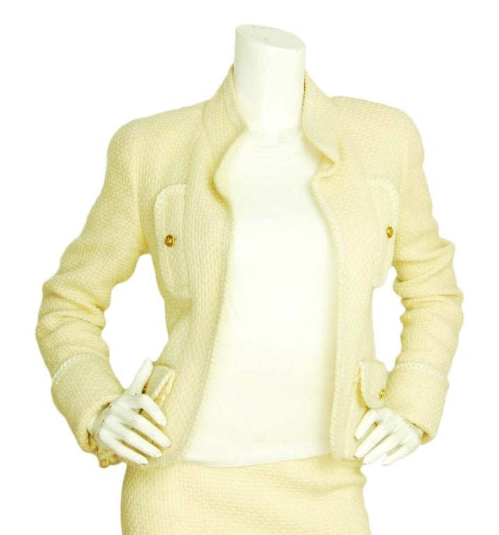 Women's CHANEL Cream Boucle Skirt Suit W. White Stitching Sz. 2