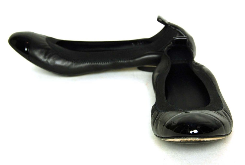 CHANEL Black Leather Elastic Ballet Flats W. Patent Trim Sz. 40 2