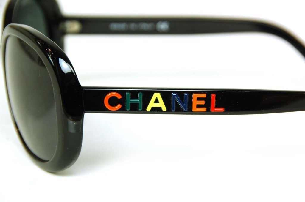 CHANEL Black Resin Sunglasses With Multi-Colored Letters In Excellent Condition In New York, NY