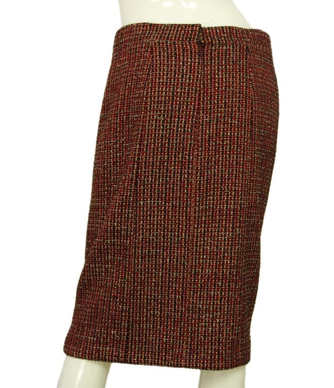 CHANEL Red Tweed Pencil Skirt W/Metallic Threads - Sz 42 In Excellent Condition In New York, NY