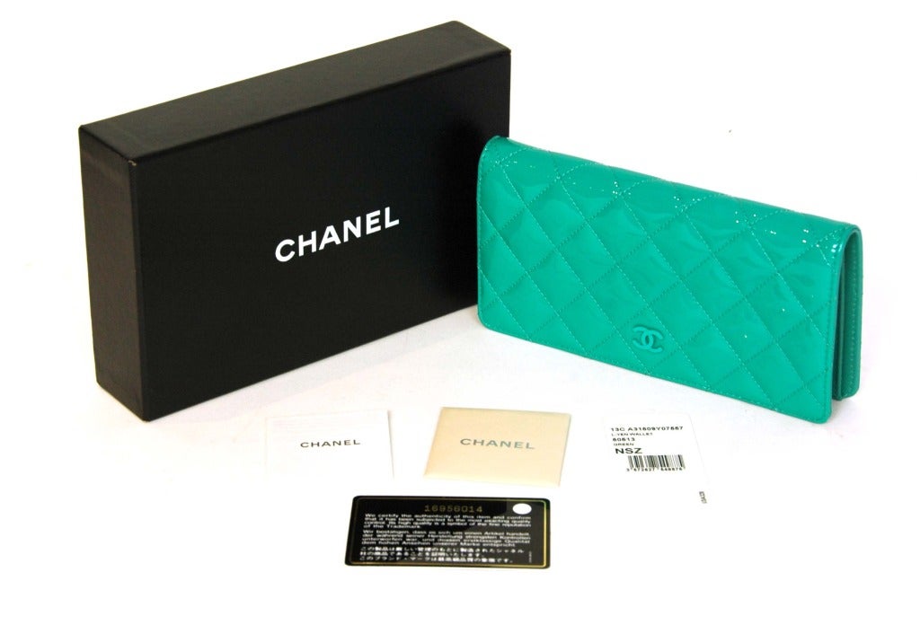 CHANEL NIB Turquoise Quilted Patent Leather Long Wallet 5