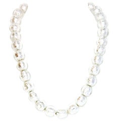 CHANEL Clear Beads W/Embedded Silver Foil Necklace 10