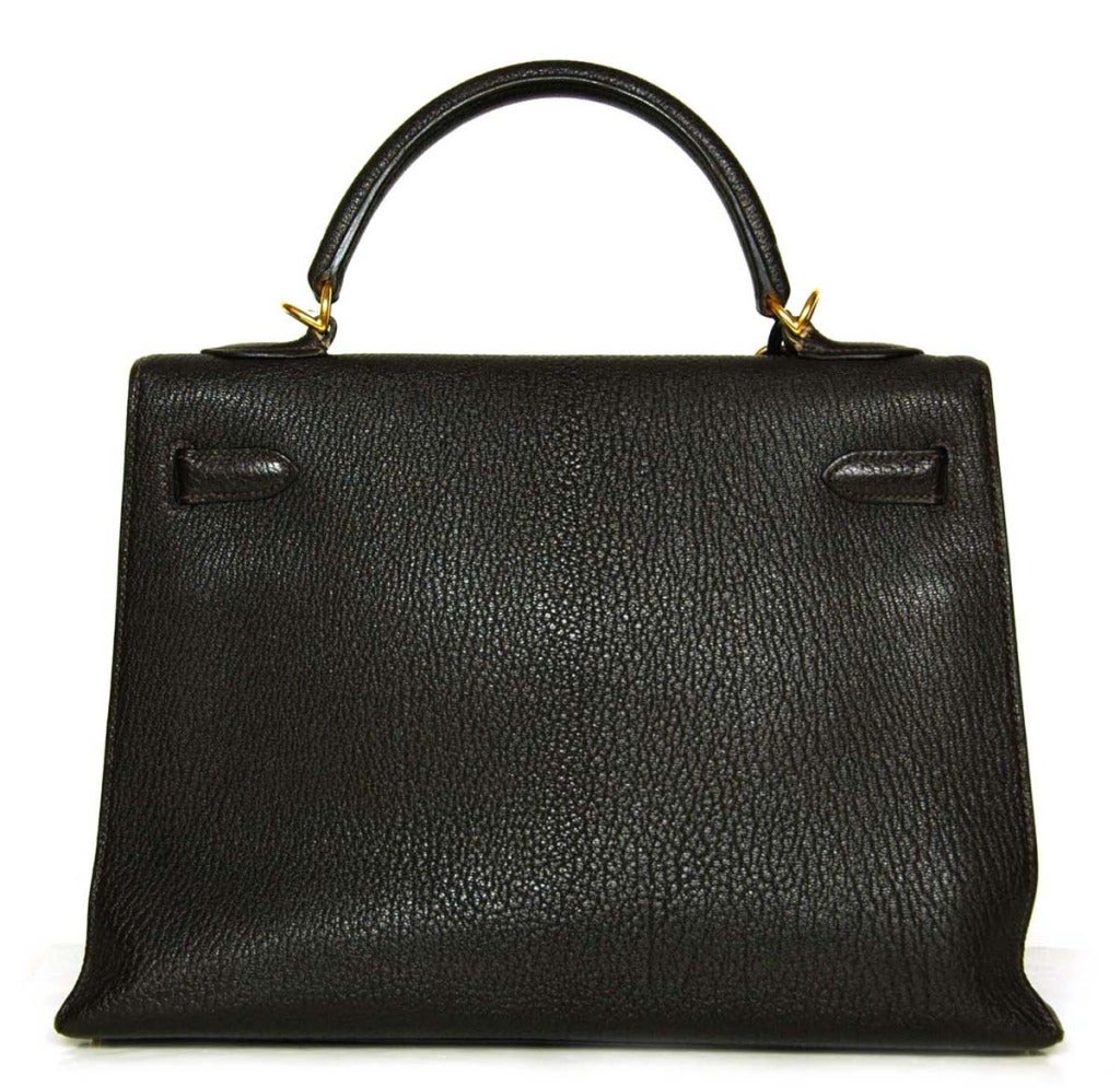 HERMES Chevre Leather Brown 32cm Rigid Kelly Bag with Strap GHW In Excellent Condition In New York, NY