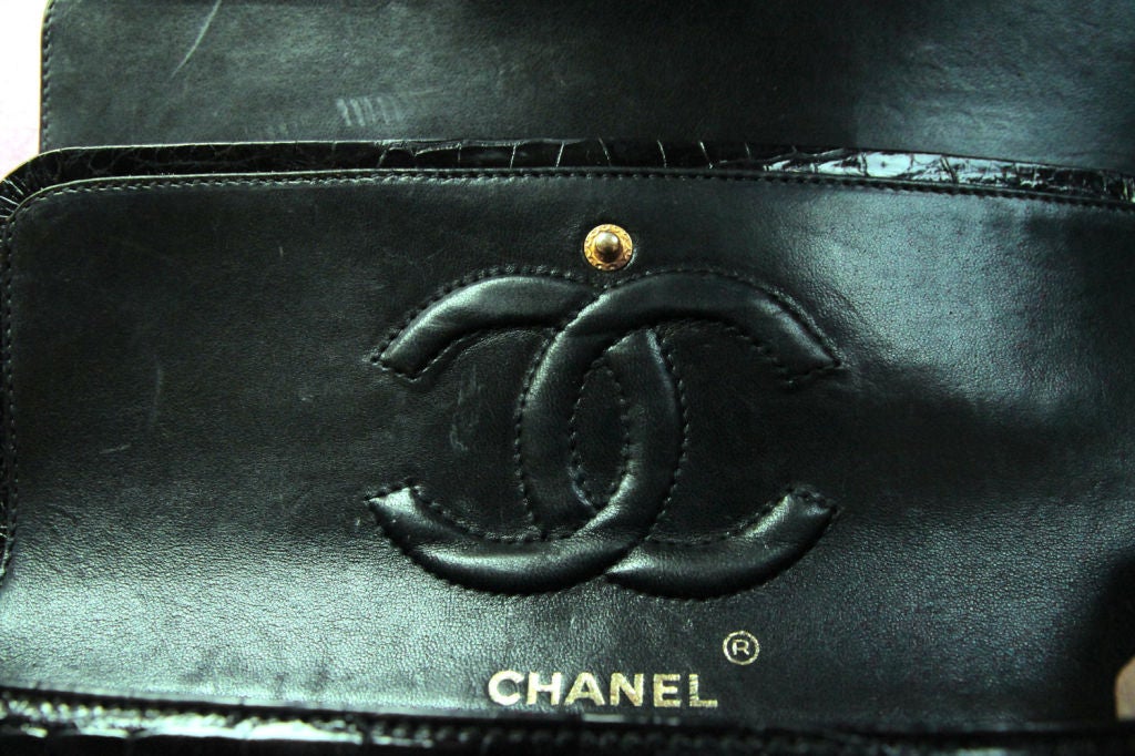 CHANEL VINTAGE BLACK CROCODILE 10