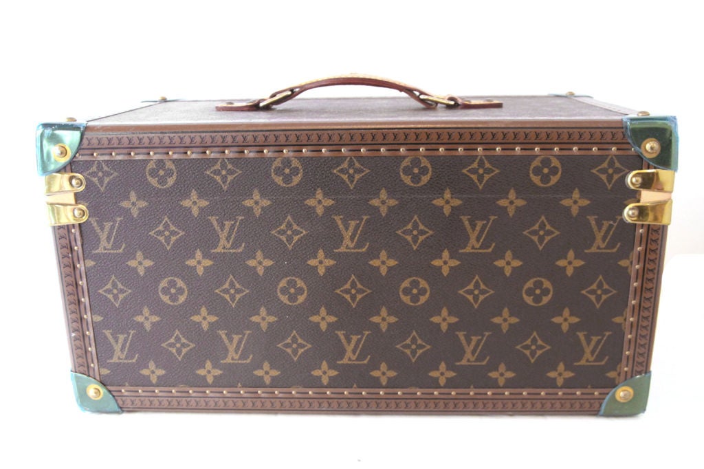 Gray LOUIS VUITTON MONOGRAM BOITE BOUTEILLES ST GLACE TRAIN CASE