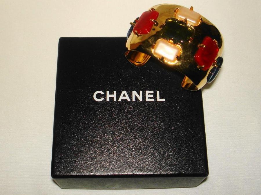 Chanel 97a Multi Color Glass Golden Cuff Bracelet 7