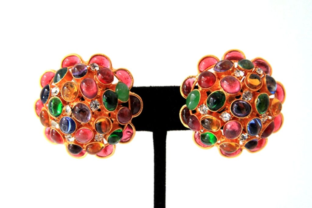 These beautiful CHANEL Multi-color Gripoix Earrings are believed to be from the 1980's. They feature a stunning cluster of multi-colored poured glass accented with shimmering rhinestones. Goldtone hardware. <br />
<br />
