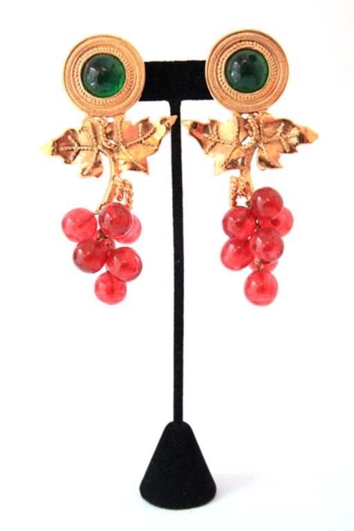 Chanel Green/ Red Gripoix Grape Earrings 4