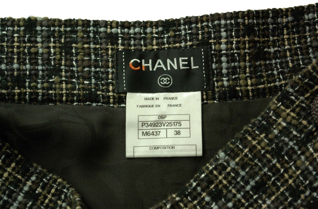 CHANEL Black/Grey Tweed Skirt - Size 6 2