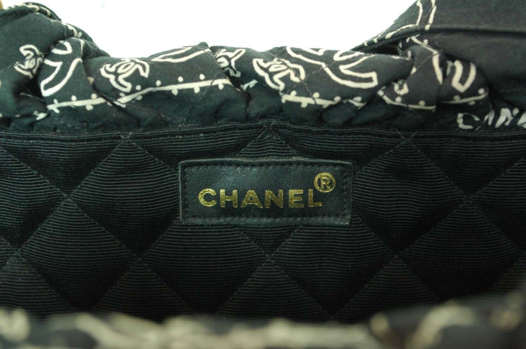 chanel picnic bag