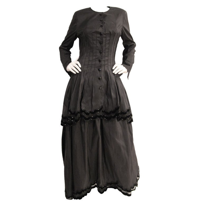 VALENTINO BLACK TAFFETA LONG SLEEVE TOP 
SKIRT