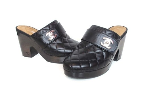 chanel clogs