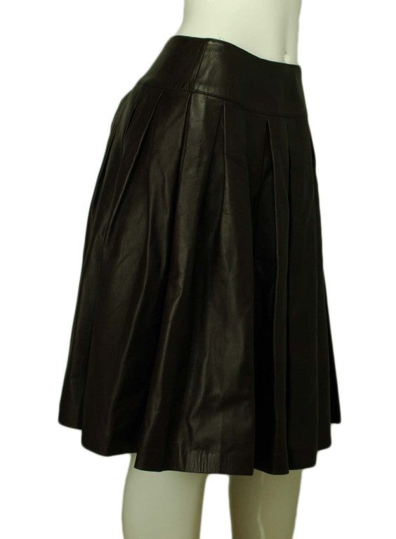 CHANEL Brown Leather Pleated Skirt Sz 40 In Excellent Condition In New York, NY